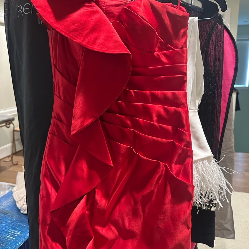 Elegant Red Ruffled Dress